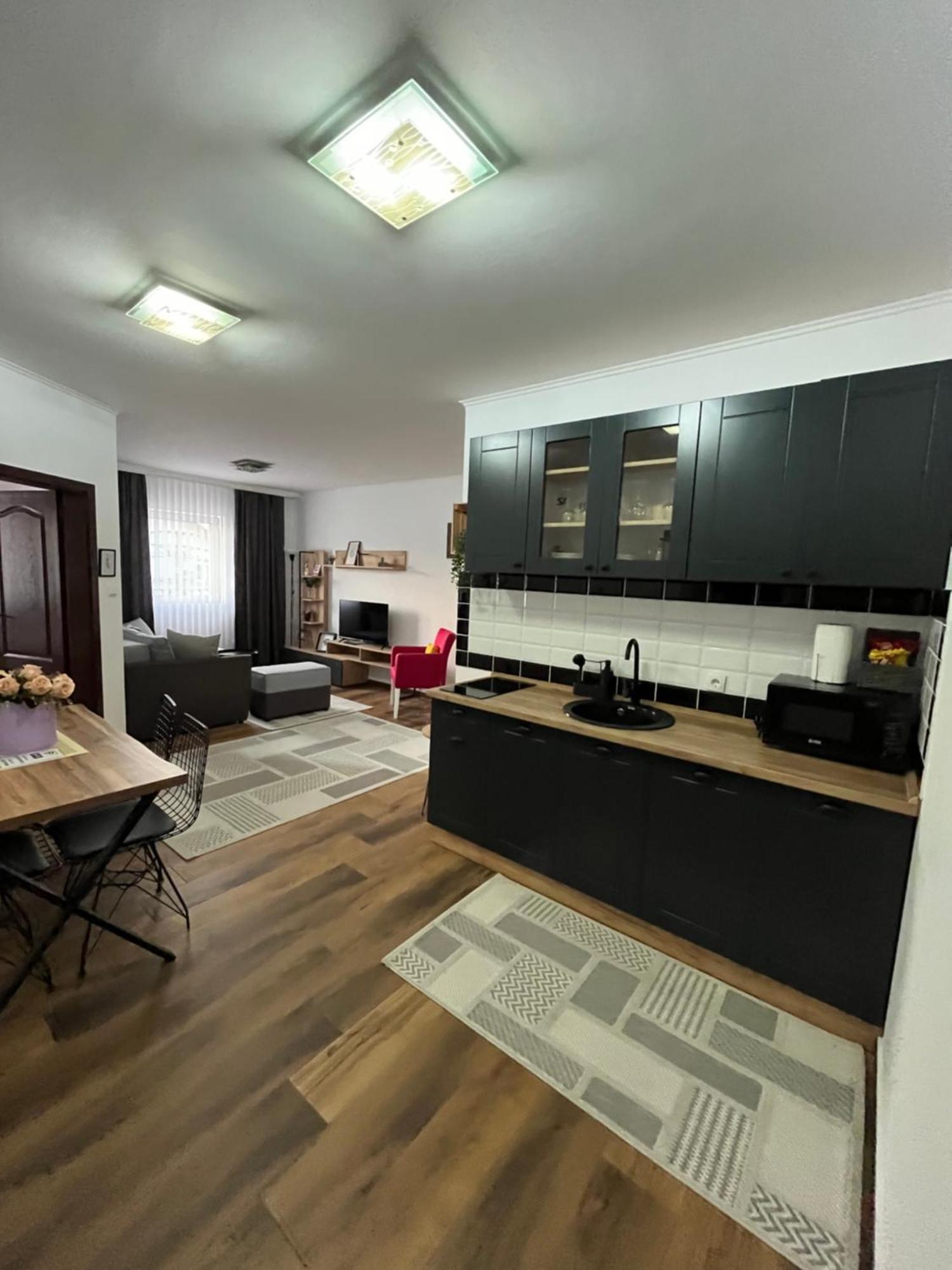 Airport Sky Apartments Lux بلغراد المظهر الخارجي الصورة
