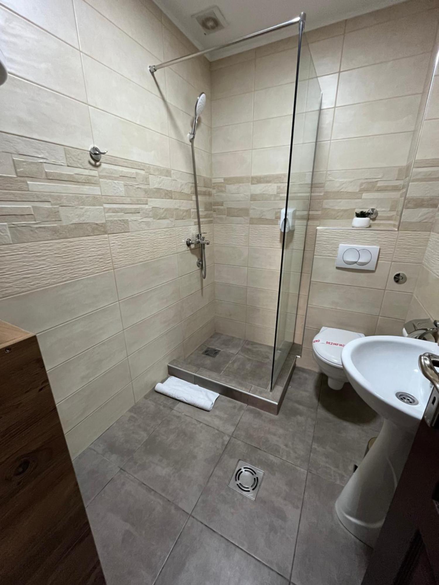 Airport Sky Apartments Lux بلغراد المظهر الخارجي الصورة