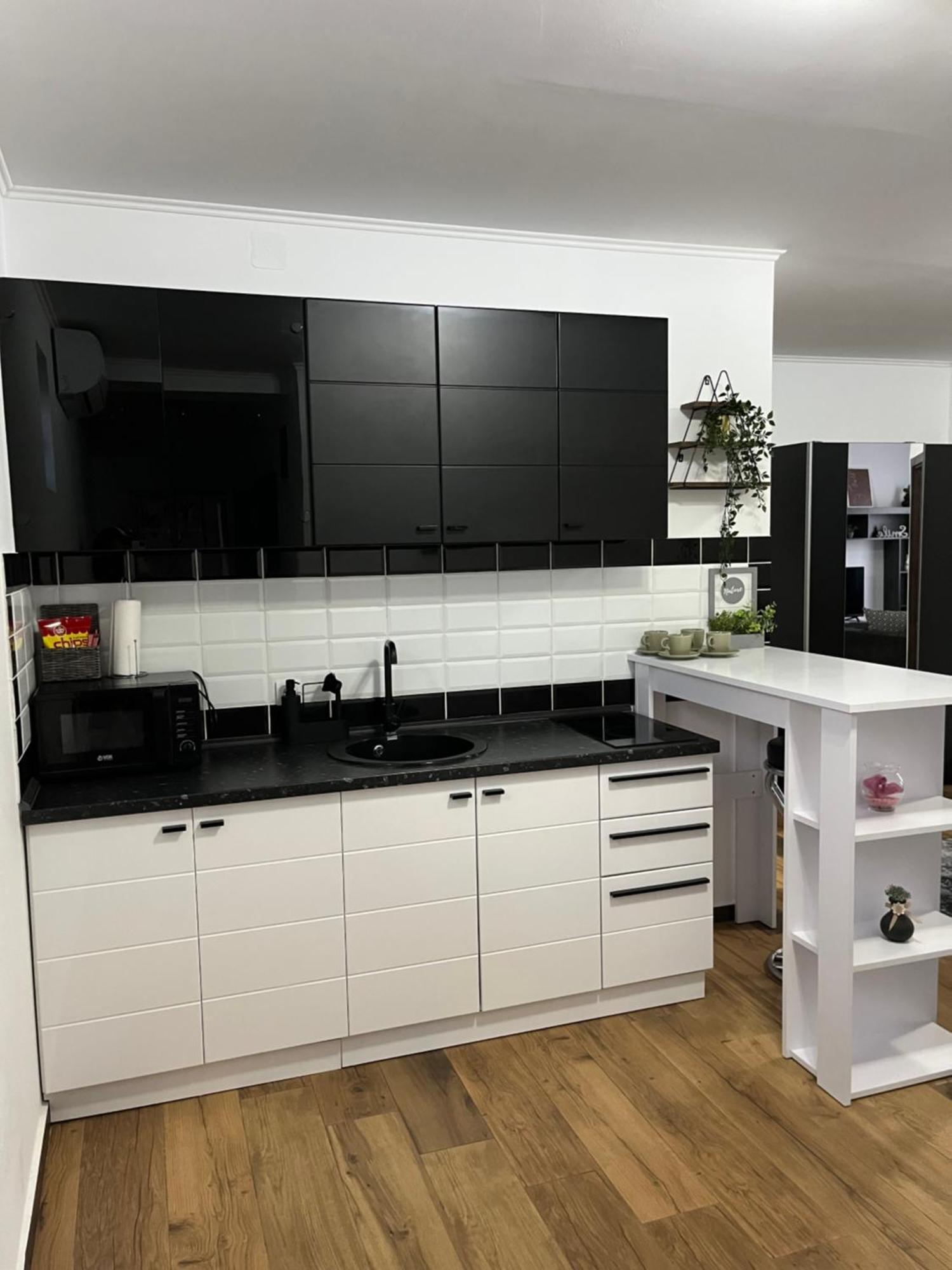 Airport Sky Apartments Lux بلغراد المظهر الخارجي الصورة