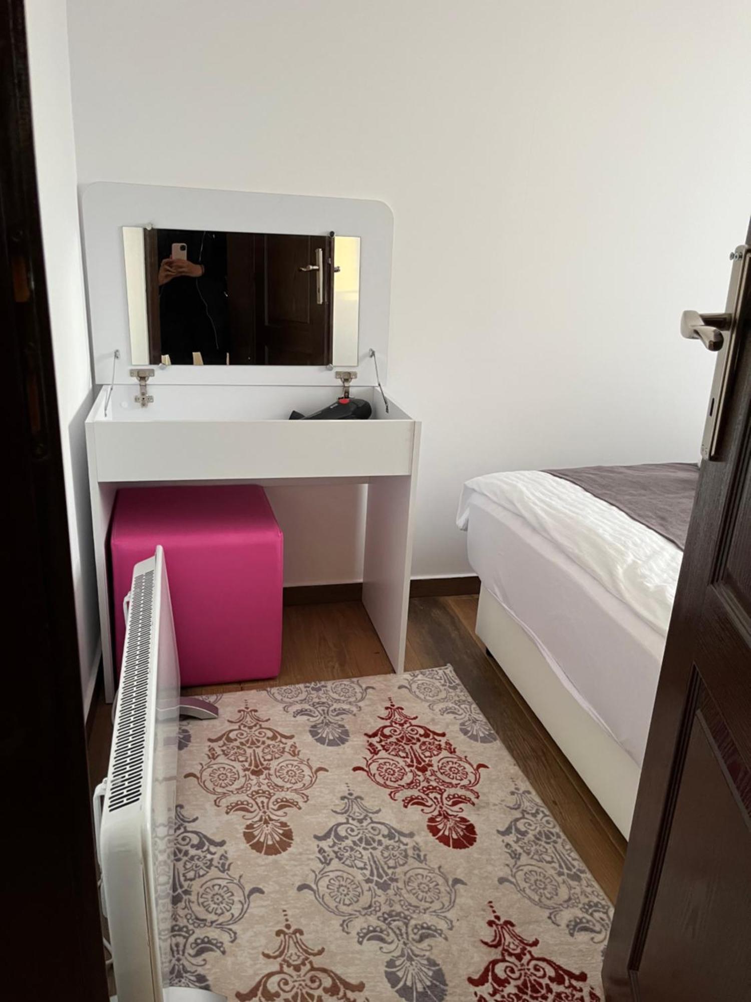 Airport Sky Apartments Lux بلغراد المظهر الخارجي الصورة